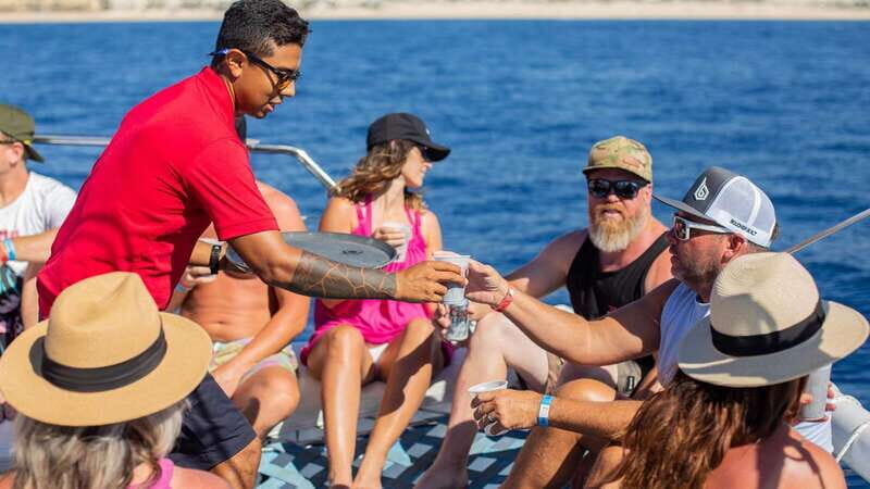 Cabo San Lucas: 4-Hour Snorkeling Cruise with Open Bar - The Sum Up