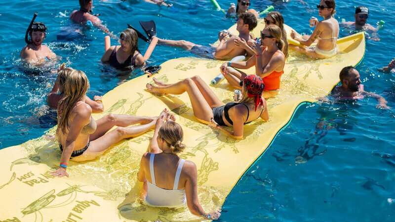 Cabo San Lucas: 4-Hour Snorkeling Cruise with Open Bar - FAQ