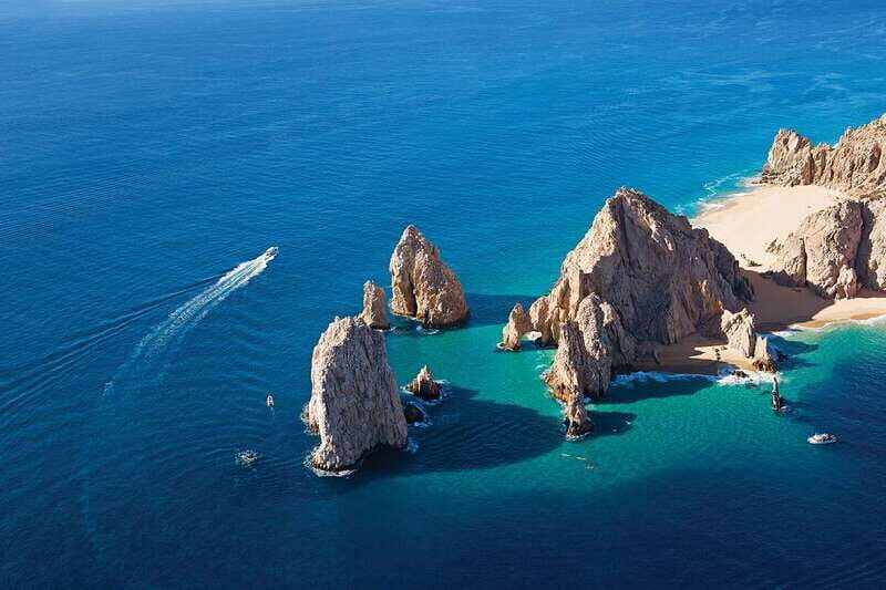 Cabo San Lucas: glass-bottom boat ride to "End of the Earth" - Practical Tips for Your Trip