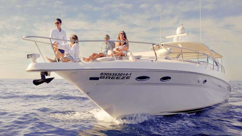 Cabo San Lucas: Luxury Yacht Cruise - An Authentic Look at the Cabo San Lucas Yacht Experience