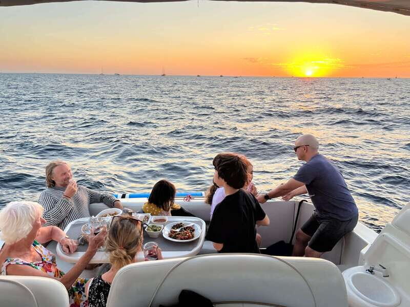 Cabo San Lucas Private Yacht 1 Hour Express Highlight Cruise - FAQ