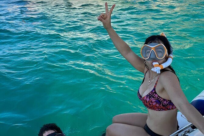 Cabo San Lucas Private Yacht Tour with Snorkel - FAQ