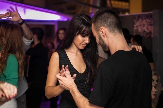 Cabo San Lucas Salsa Lovers Dance Experience - The Dance Venue and Atmosphere