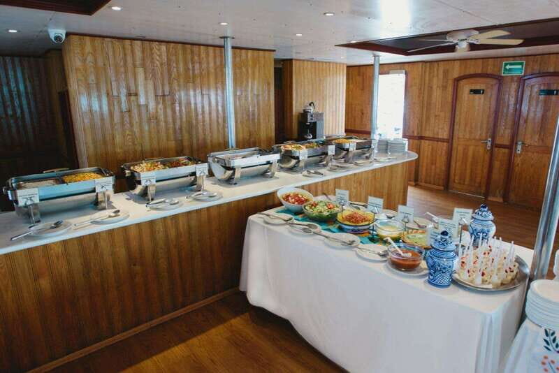 Cabo San Lucas: Sunset Mexican Dinner Cruise with Live Music - Comparing Similar Experiences