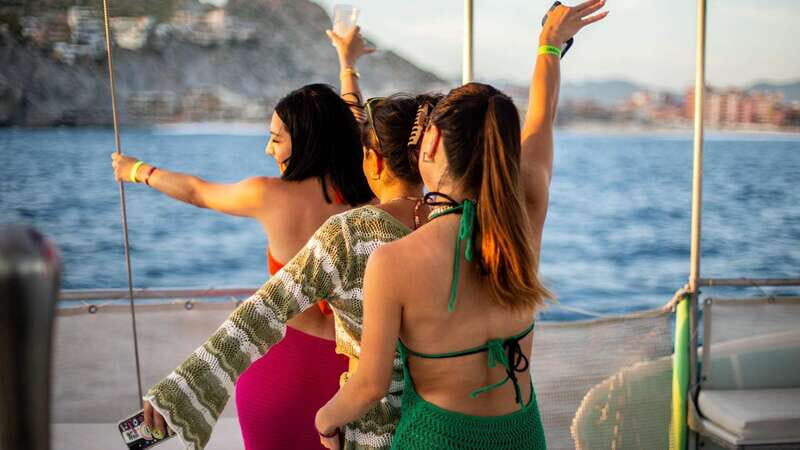 Cabo San Lucas: Sunset Party Cruise with Open Bar - The Food and Drinks: Is It Value for Money?