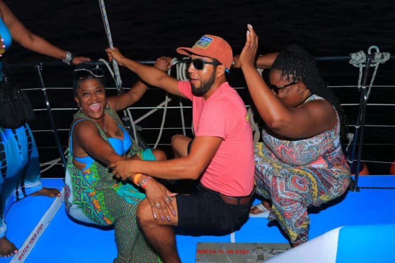 Cabo: Sunset Dj Party, Mexican Show and Tacos - FAQ