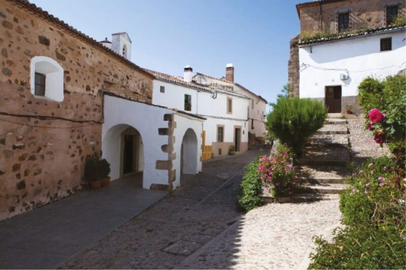 Cáceres: City Highlights Walking Tour with Local Guide - FAQ