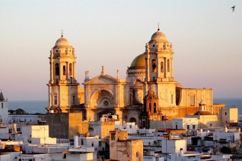 Cadiz Full-Day Guided Excursion from Seville - Exploring Cadiz: A Full-Day Guided Excursion from Seville
