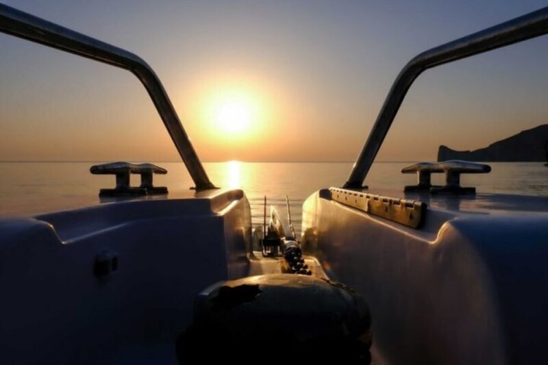Cádiz: Private Sun Cruise for 2 with Aperitivo and Wine - Who Is This Experience Best For?