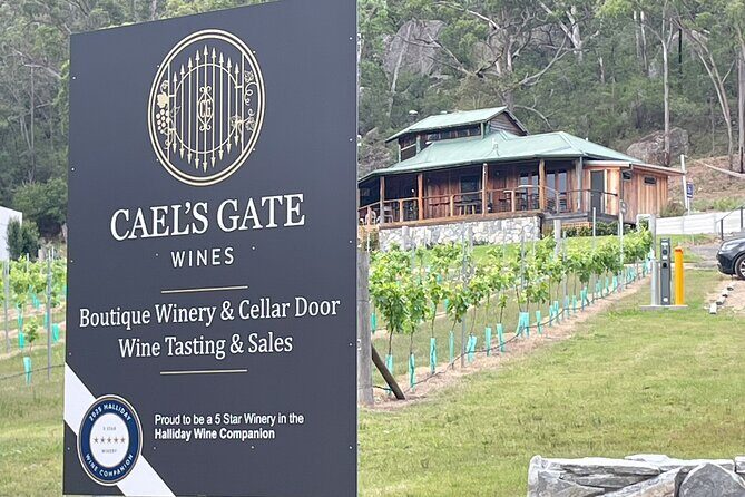 Cael's Gate Wine and Ploughmans Lunch in Hunter Valley - An Authentic Taste of Hunter Valley