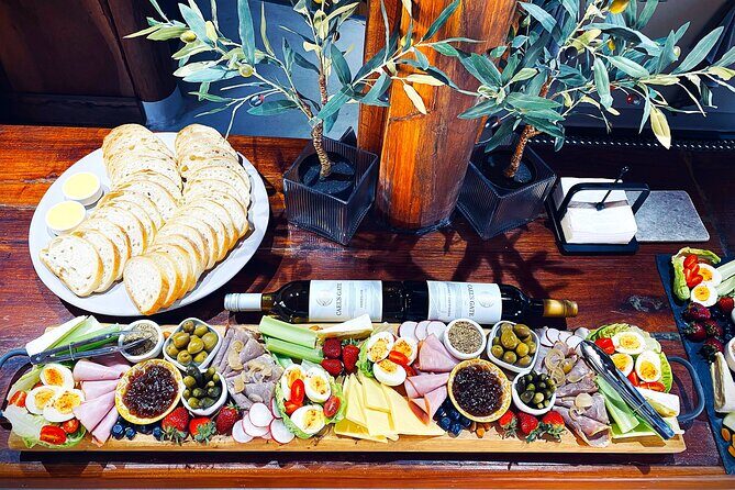 Cael's Gate Wine and Ploughmans Lunch in Hunter Valley - The Setting and Atmosphere