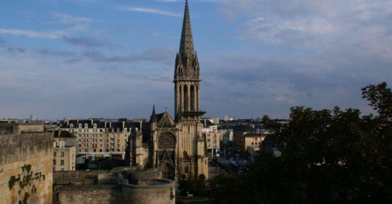 Caen: Private Guided Walking Tour - Commemorating WWII and the Normandy Invasion