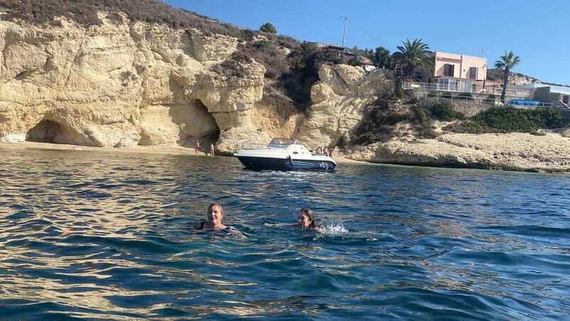 Cagliari: tour con 5 soste snorkeling e aperitivo - FAQ