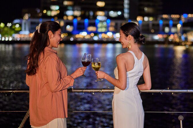 Cairns Catamaran Harbour and Dinner Cruise - A Relaxing Sunset Cruise with Fine Food and Scenic Views in Cairns
