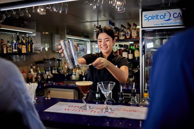 Cairns Catamaran Harbour and Dinner Cruise - FAQ: Common Questions About the Cairns Catamaran Harbour and Dinner Cruise