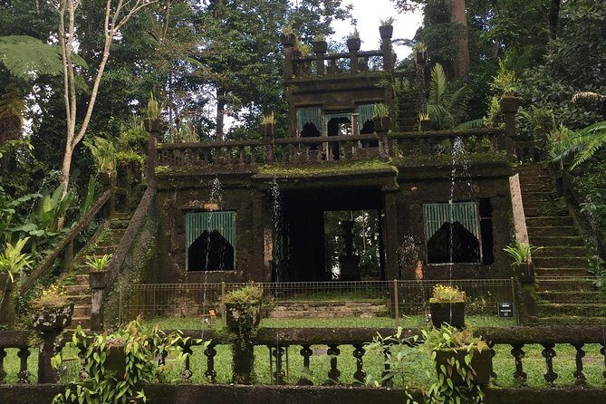 Cairns Paronella Park Herberton and Wild life Tour - Key Points