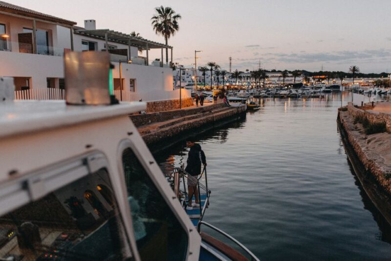 Cala'n Bosch: 2-Hour Sunset Sightseeing Tour - Who Would Love This Tour?