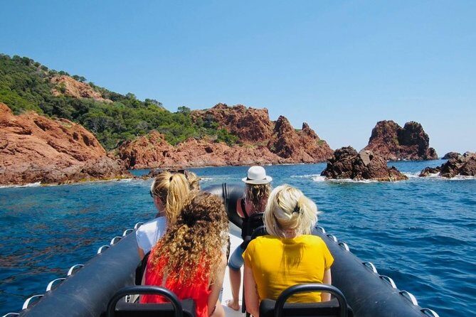 Calanques and red rocks - Departure Saint Raphaël - The Sum Up