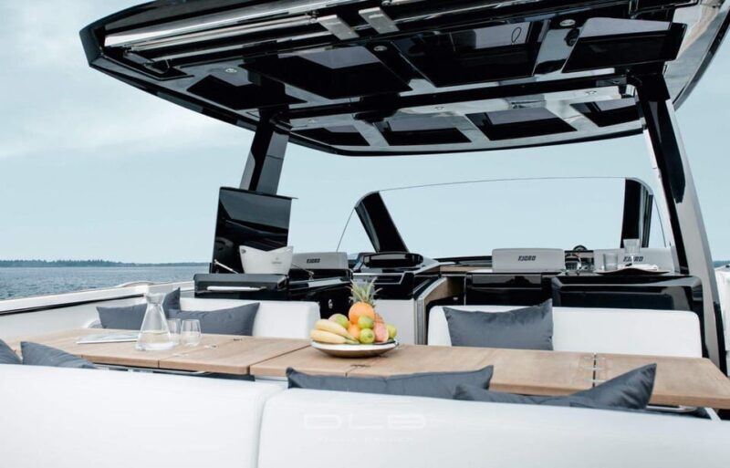 Caldera Private Cruise with Luxury Fjord 52 Motor Yacht - Who Will Love This Tour?