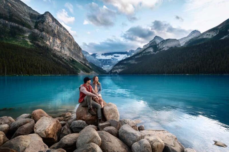 Calgary: Lake Louise, Emerald Lake, and Johnston Canyon Tour - Transportation and Group Size: Why It Matters