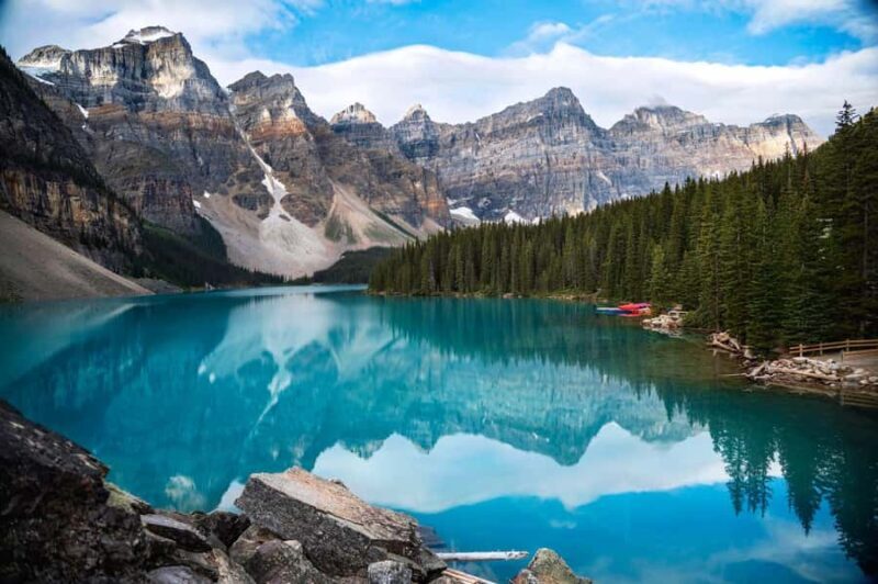 Calgary: Lake Louise, Emerald Lake, and Johnston Canyon Tour - Key Points