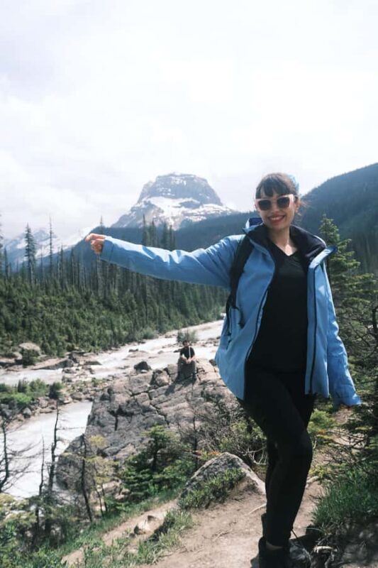 Calgary:Moraine Lake,Lake Louise,Emerald Lake,Takakkaw Falls - Exploring the Itinerary: What You Can Expect