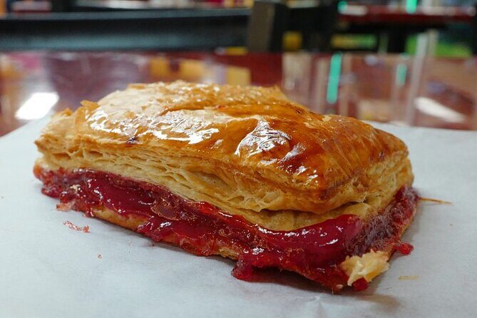 Calle Ocho Walking and food Tour: Cigars, coffee and Live Salsa - A Closer Look at the Tour Experience