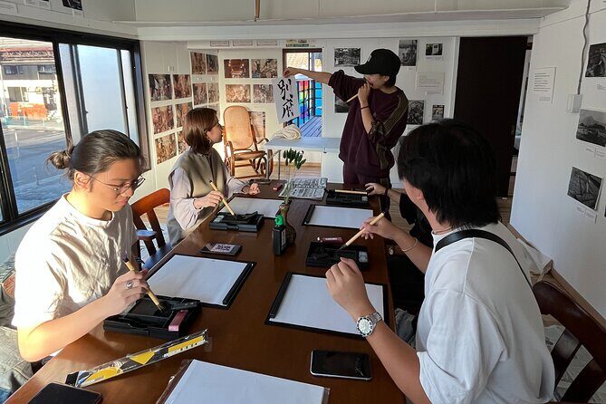 Calligraphy Class for Beginners in a Century-old Japanese House - Key Points