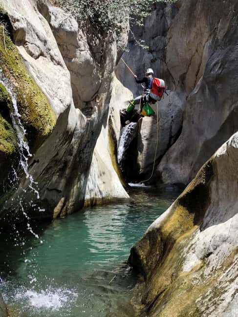Callosa d'Ensarria: Estret de les Penyes Canyoning Tour - An In-Depth Look at the Estret de les Penyes Canyoning Tour