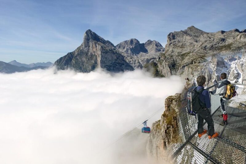 Camaleño: Fuente Dé Cable Car Ticket Ride - The Practical Side: Pricing, Accessibility, and Tips