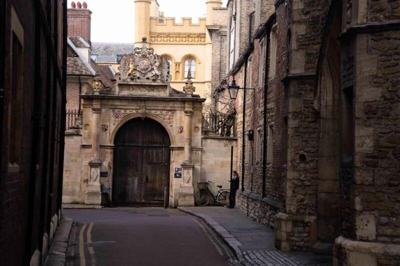 Cambridge: Alumni-led Ghost Tour - An Honest Look at the Experience