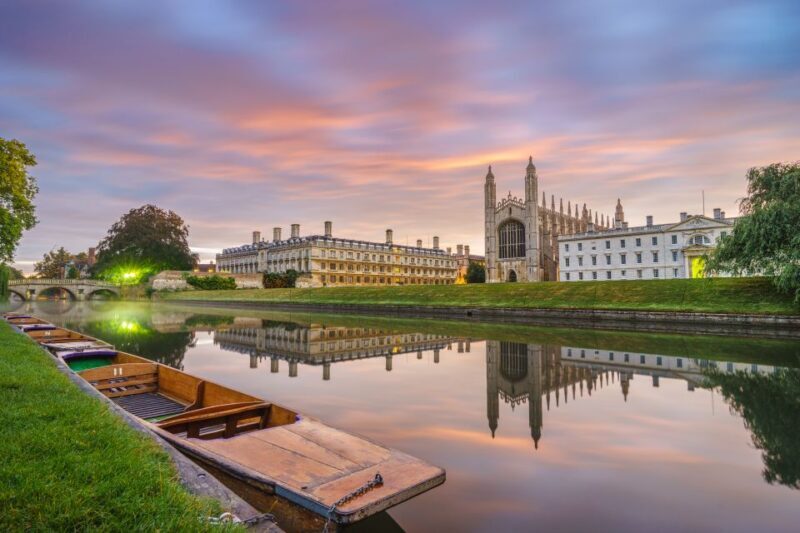Cambridge: Chauffeured Punting Tour - An In-Depth Look at the Cambridge Chauffeured Punting Tour