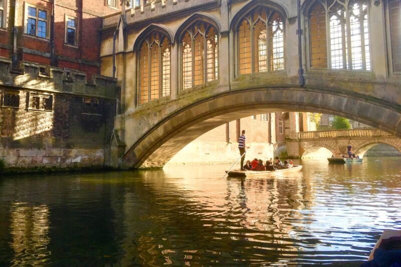 Cambridge: Guided River Cam Punting Tour - FAQs