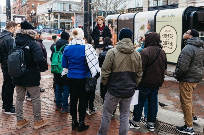 Cambridge: Harvard University Student-Guided Walking Tour - An In-Depth Look at the Harvard Guided Walking Tour
