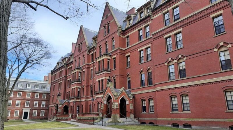 Cambridge, Massachusetts: MIT and Harvard Walking Tour - Key Points