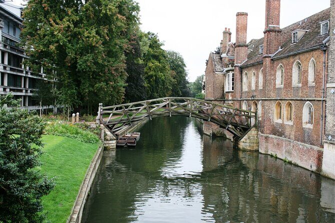 Cambridge Scavenger Hunt and Highlights Self-Guided Tour - Introduction: What is the Cambridge Scavenger Hunt?