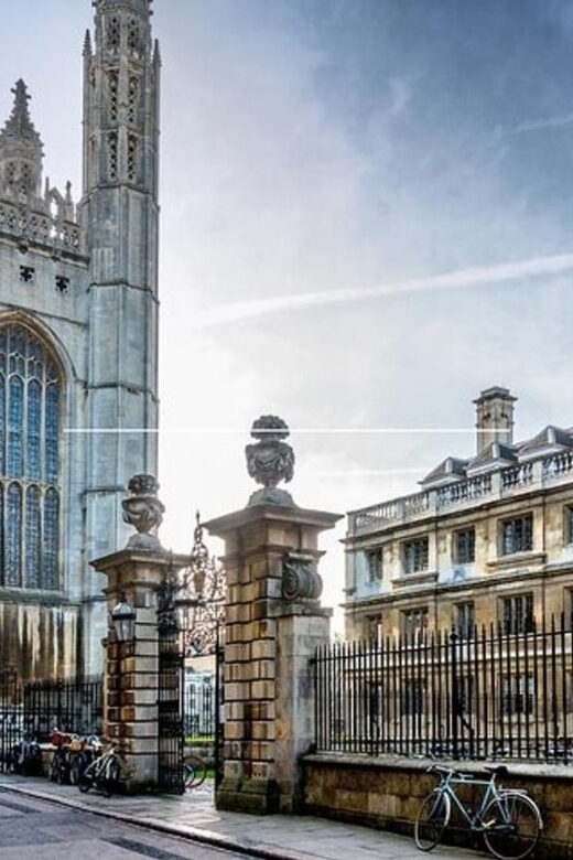 Cambridge: Sightseeing Walking Tour with a Local Guide - The Experience in Detail