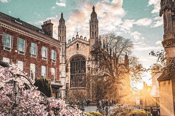 Cambridge's History & Secrets with Self-Guided Walking Tours - The Convenience of a Smartphone-Based Experience