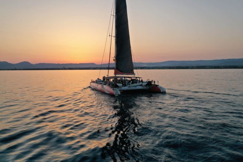 Cambrils: Sunset Catamaran Cruise & Drinks w/ Sunbed - Setting the Scene: What is this Sunset Catamaran Cruise About?