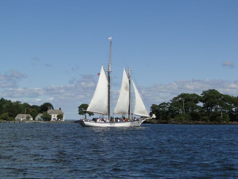 Camden: Historic Schooner Day Sailing Trip - FAQ