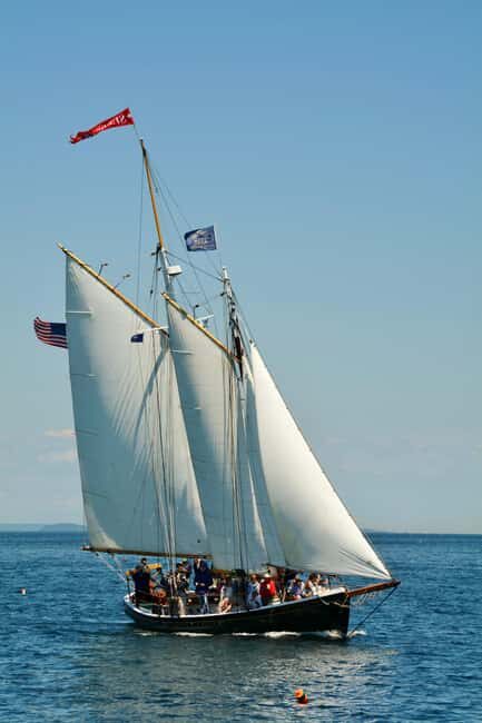 Camden, Maine: Day Sails aboard Schooner Surprise - Key Points