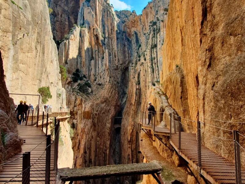 Caminito del Rey desde Málaga, Guía Oficial, Bebida y Sorteo - Seamless Transportation and Convenient Meeting Points