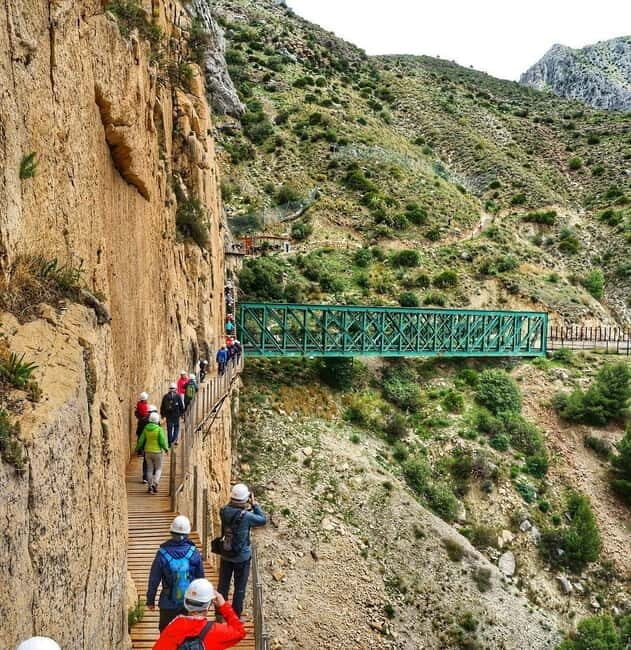 CAMINITO DEL REY: Guided tour + shuttle bus + gastronomic experience. - An In-Depth Look at the Experience