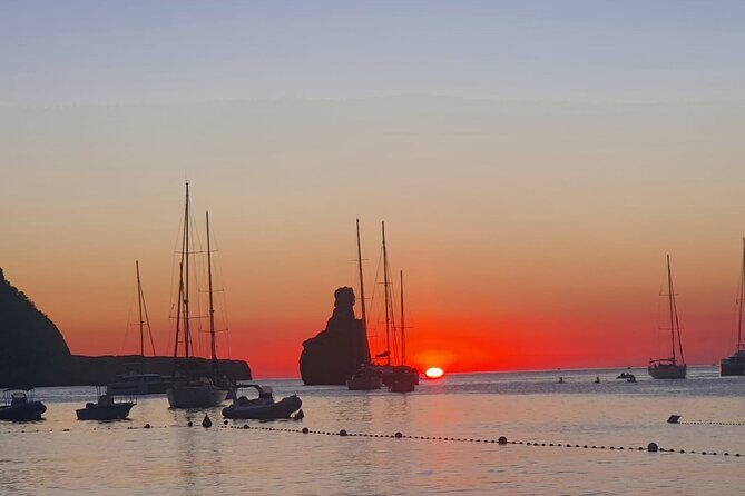 Can Marca, Las Dalias Hippie Market and Benirras Tour - FAQ