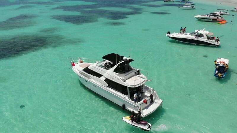 Cancun: 4-hour 55ft Luxury Yacht Rental with Food and Drinks - A Deep Dive into the Experience