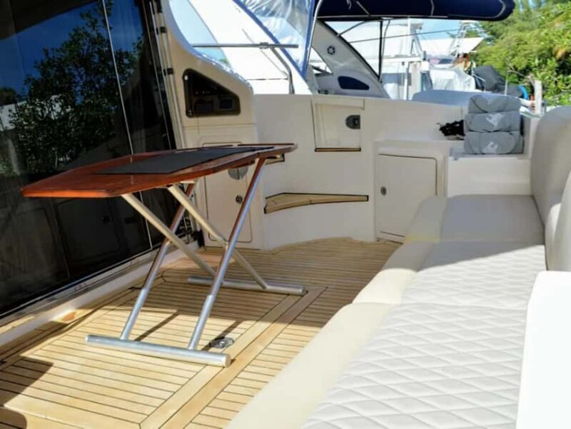 Cancun: Azimut 47 Fly Private Yacht - 6 hours to Isla Mujeres - Practical Details and Value