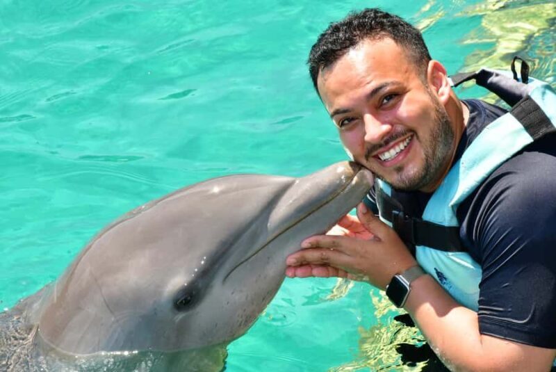 CANCUN: Catamaran and Dolphin Connection at Isla Mujeres - FAQ