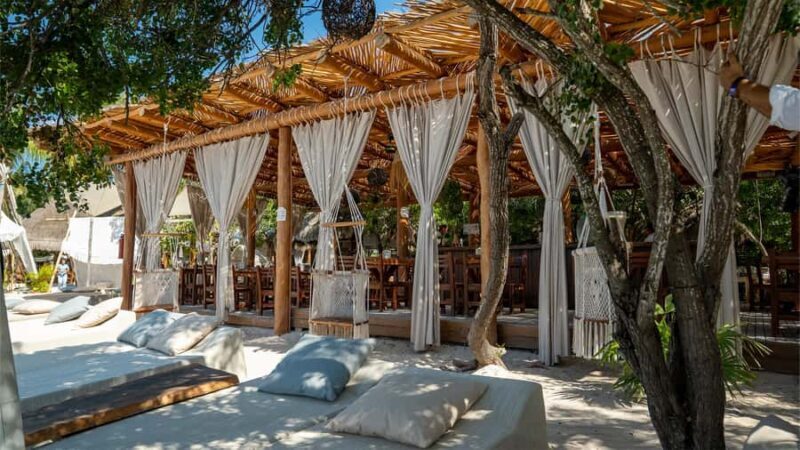 Cancún: Catamaran Tour to Isla Mujeres with Open Bar & Lunch - The Real-World Experiences: What Travelers Say