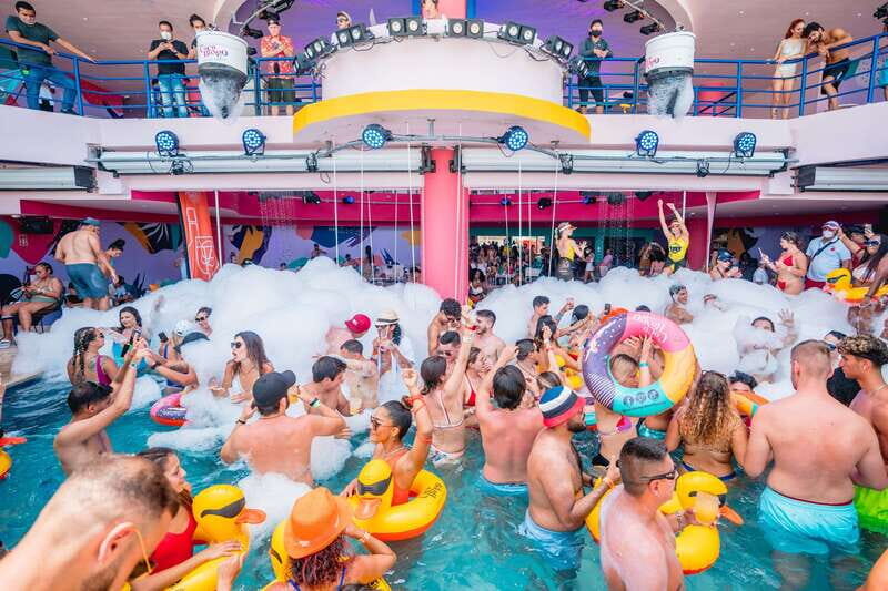 Cancún: Coco Bongo Beach Party Celebrity Package - The Sum Up