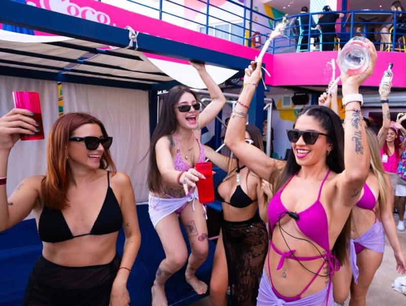 Cancun: Coco Bongo Spring Break Beach Party with Open Bar - FAQ